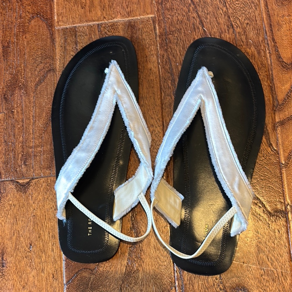 BRAND NEW The Row Fray Sandals size 10
